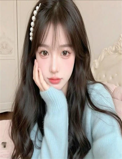 高清资源：《丑女无敌第1季》导演手法解析：艺术风格与技术特点分析